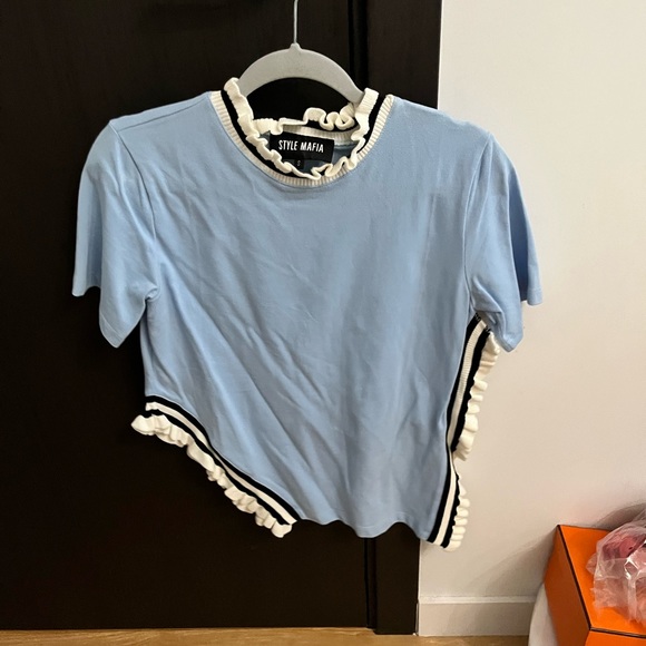 Top - Picture 2 of 6